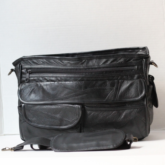Vintage Black Leather Multi-Pocket Messenger Bag- Pre-owned - Picture 3 of 15